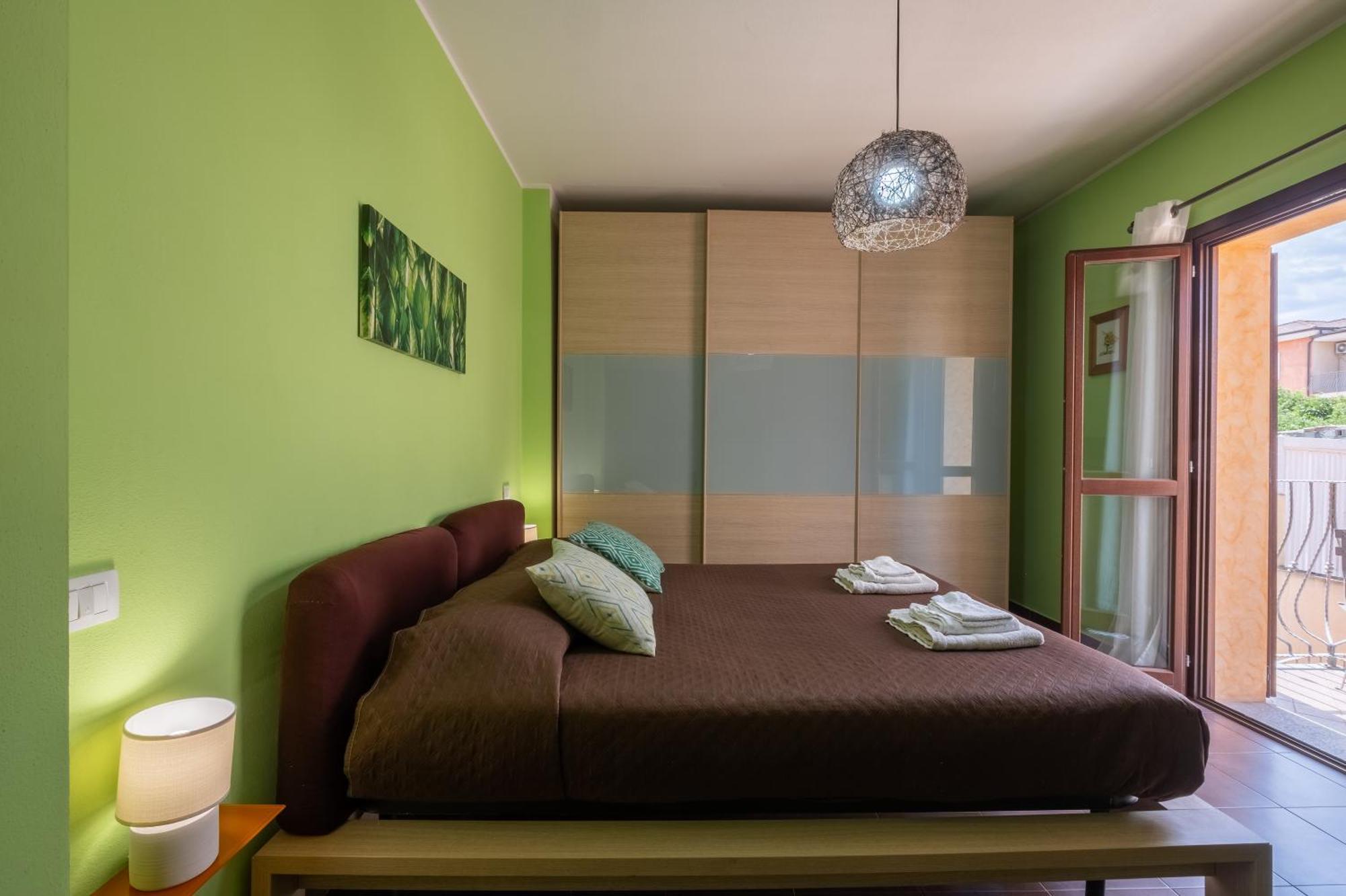 Butterfly - Self Check-in, No Kitchen Appartement